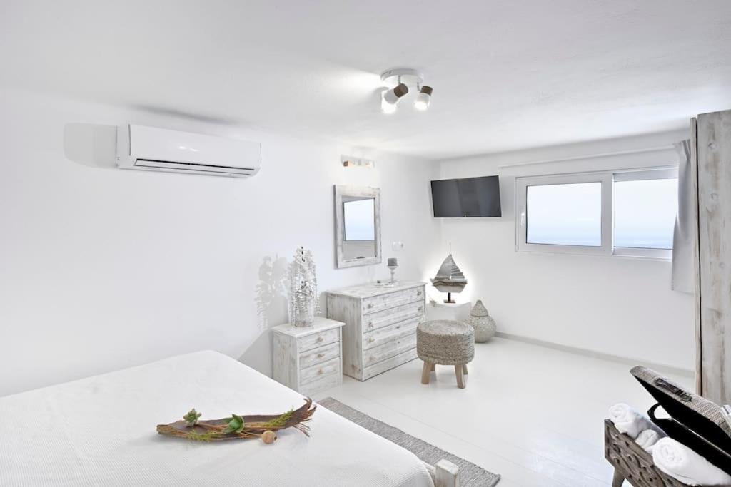 Mykonos Sea View Luxury Villa By Calypso Sunset Villas Mykonos Town Екстер'єр фото