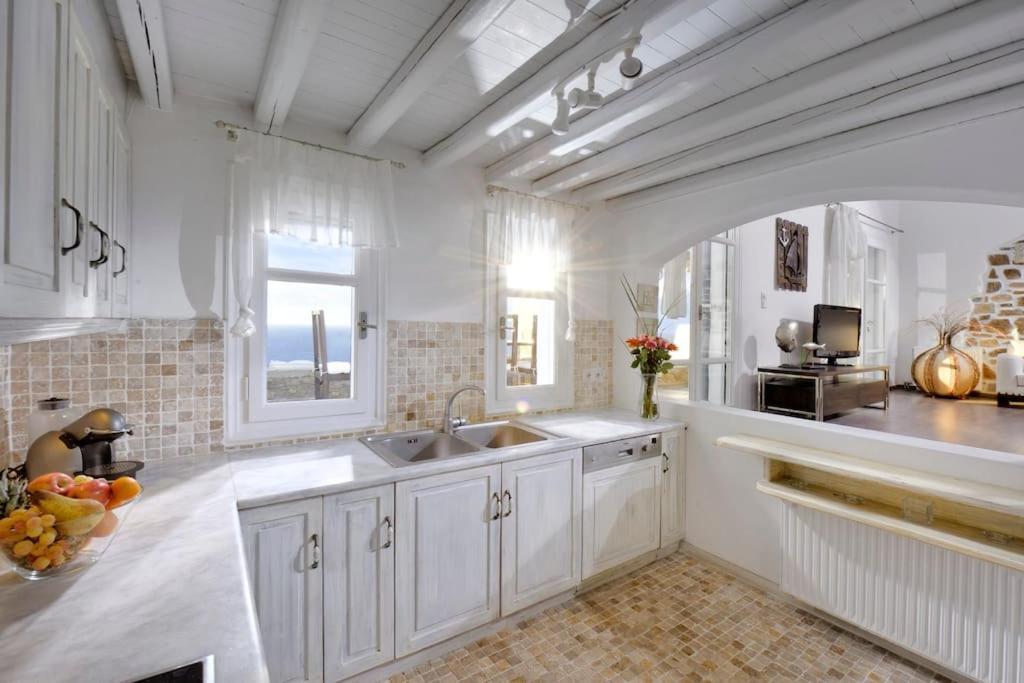 Mykonos Sea View Luxury Villa By Calypso Sunset Villas Mykonos Town Екстер'єр фото